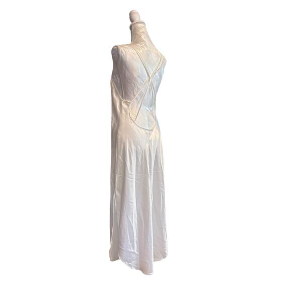 Vintage White Satin Nightgown Womens Sz Medium Plunging Sexy Neckline Sleeveless - Picture 15 of 16